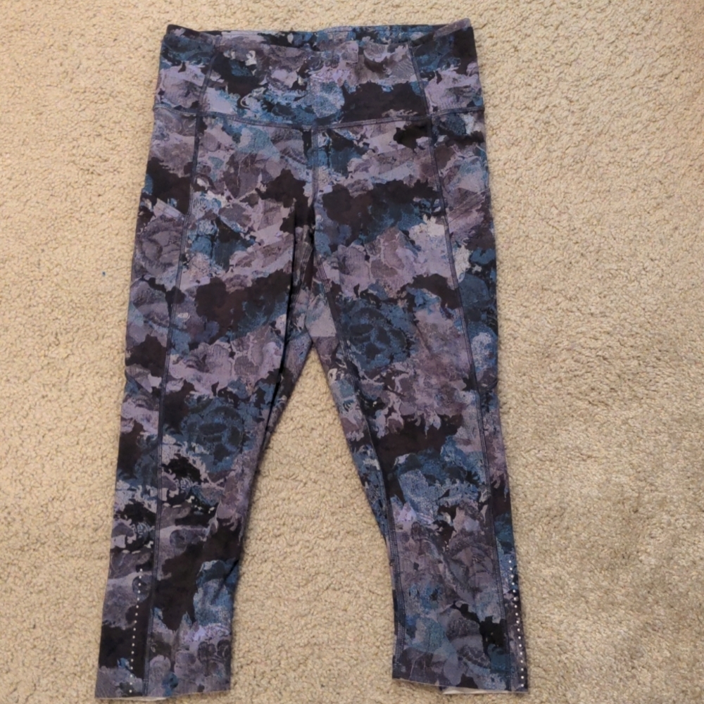 Lululemon capri